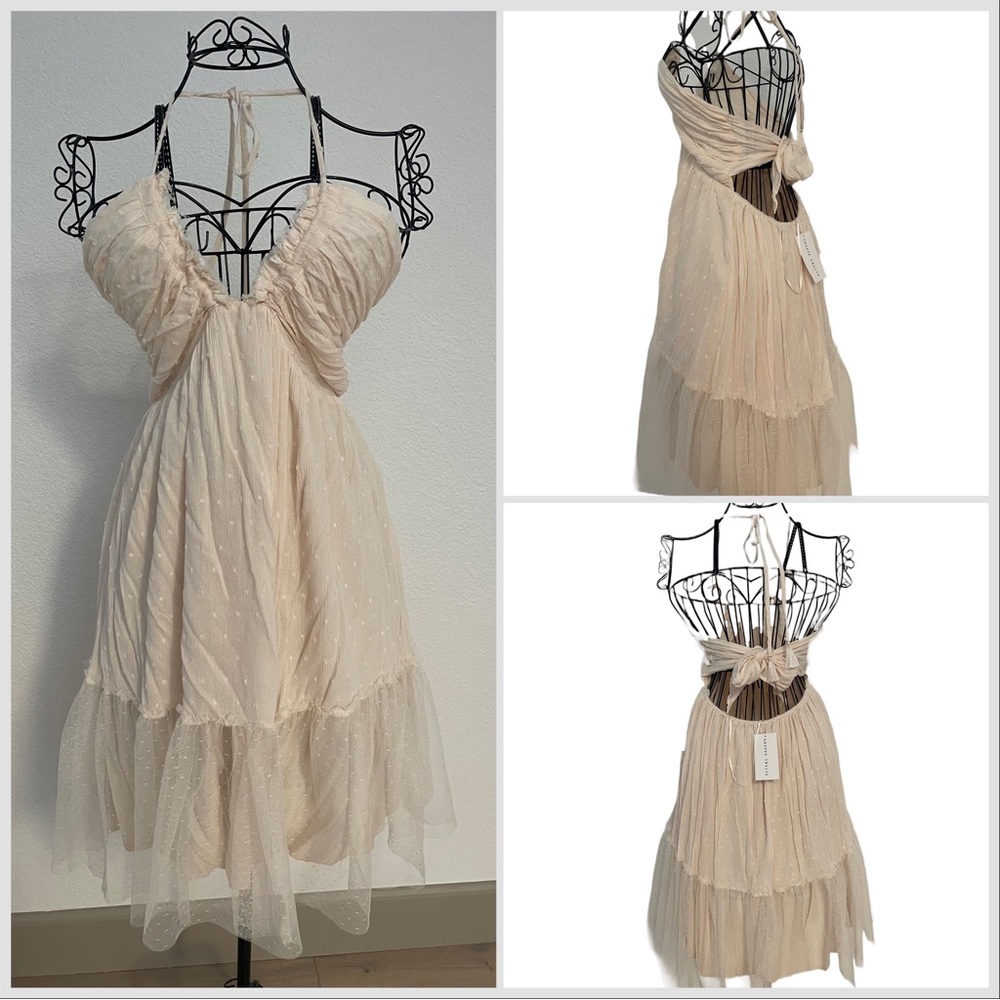 Romesa Cream Halter Top Dress Size Small